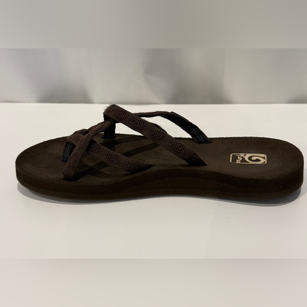 Teva Mush Sandals Size 7 Brown Strappy Flip Flop Comfort Casual - Picture 5 of 10